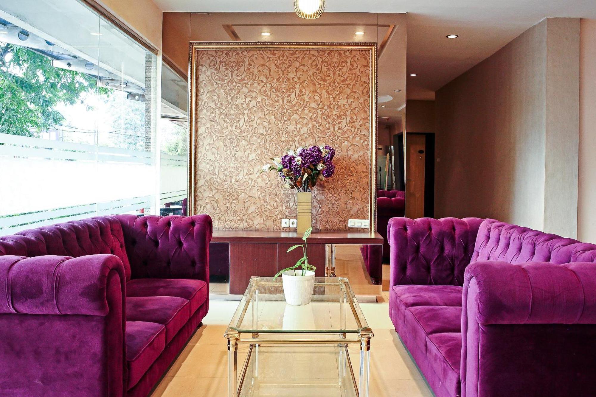Oyo 1009 Hotel Bumi Malaya Medan Esterno foto
